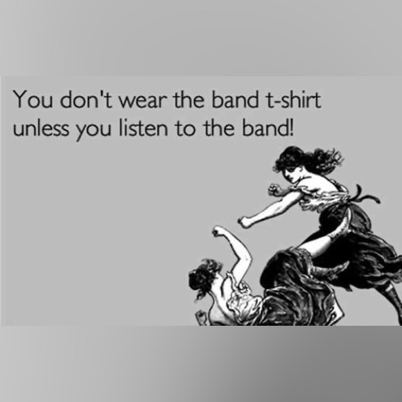 thriftlv is live! 🖤 band & graphic tees! - Picture 5 of 7